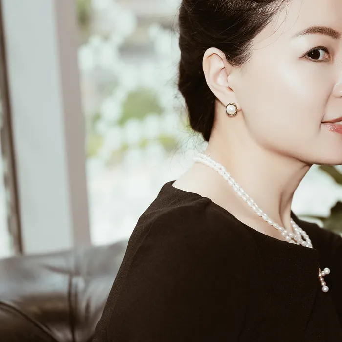 New Yorker Freshwater Pearl Earrings WE00236 Pearly Lustre Earrings