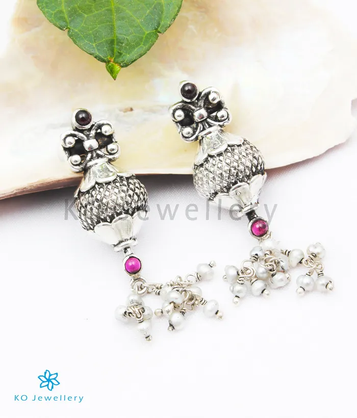 Necklaces Silversmith The Ukta Silver Necklace RedOxidised