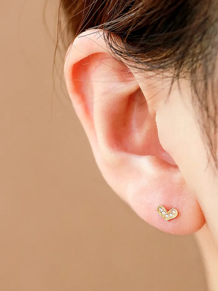 MinimalBijoux Earrings 14K gold Lovely Heart cartilage earring 20g