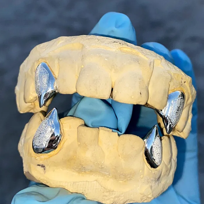 925 Silver Diamond Dust Vampire Fangs Custom Grillz wBack Bar Bling Cartel Admin Rings