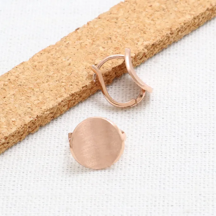 Curved Circle Huggie Earrings from J Shop Earrings