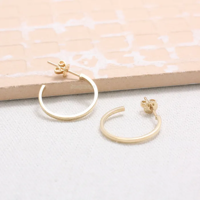 from J Shop Circle Hoop Earrings Earrings