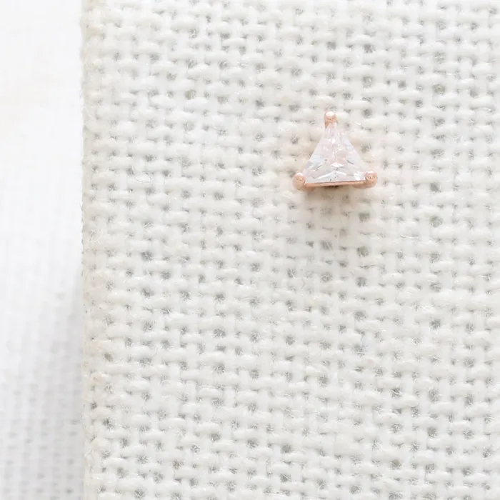 from J Shop Rings Triangle Cut CZ Internally Labret