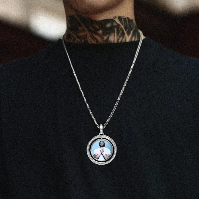 Necklaces VVS Jewelry VVS Jewelry Custom Rotating Photo Medallion Pendant Chain