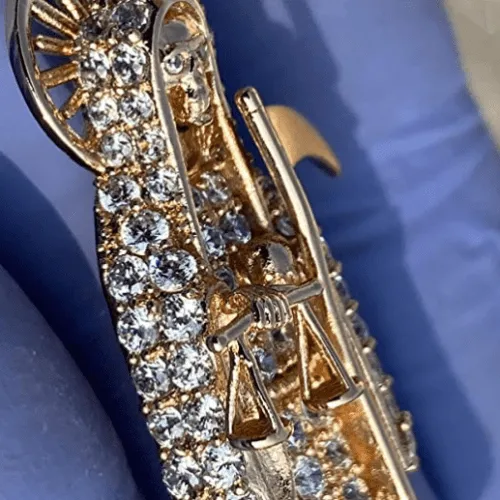 PreStyled Sets La Santa Muerte Pendant Iced Flooded Out 18K Gold Finish Small 2 Xuping PreStyled Sets La Santa Muerte Pendant Iced Flooded Out 18K Gold Finish Small 2 Xuping