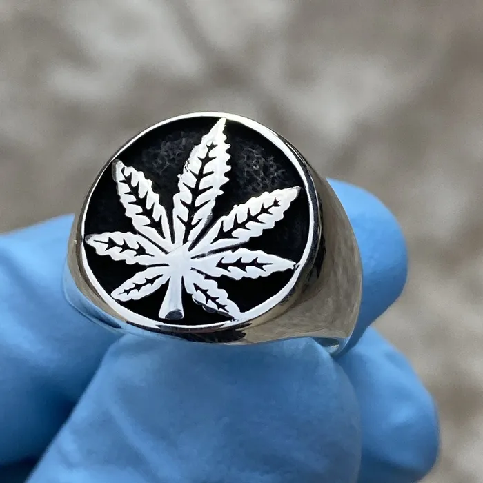 Rings Harlem Real 925 Sterling Silver Black Oxidized Weed Leaf Marijuana Ring Rings Harlem Real 925 Sterling Silver Black Oxidized Weed Leaf Marijuana Ring