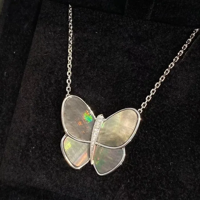 Vanity Butterfly Necklace 925 sterling silver Mother of Pearl High Quality Dupe VVS Jewelry Necklaces Vanity Butterfly Necklace 925 sterling silver Mother of Pearl High Quality Dupe VVS Jewelry Necklaces
