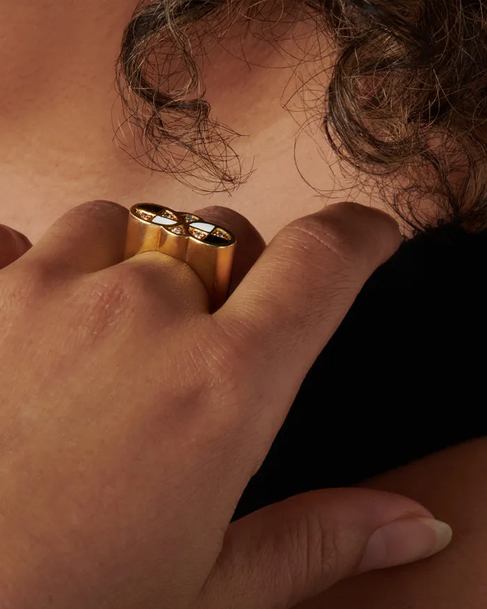 WEISZ Rings Enamel Diamond Infinity Ring