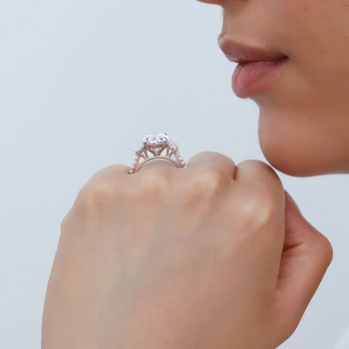 BERRICLE Rings 3Stone 55ct Oval CZ Ring Set in Sterling Silver