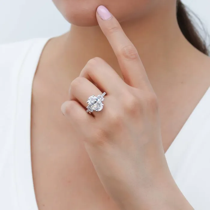 BERRICLE Rings 3Stone 55ct Oval CZ Ring Set in Sterling Silver