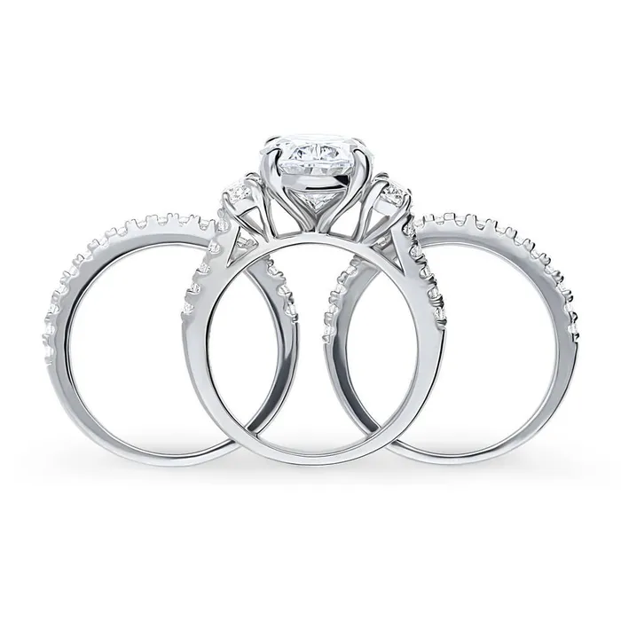 BERRICLE Rings 3Stone 55ct Oval CZ Ring Set in Sterling Silver
