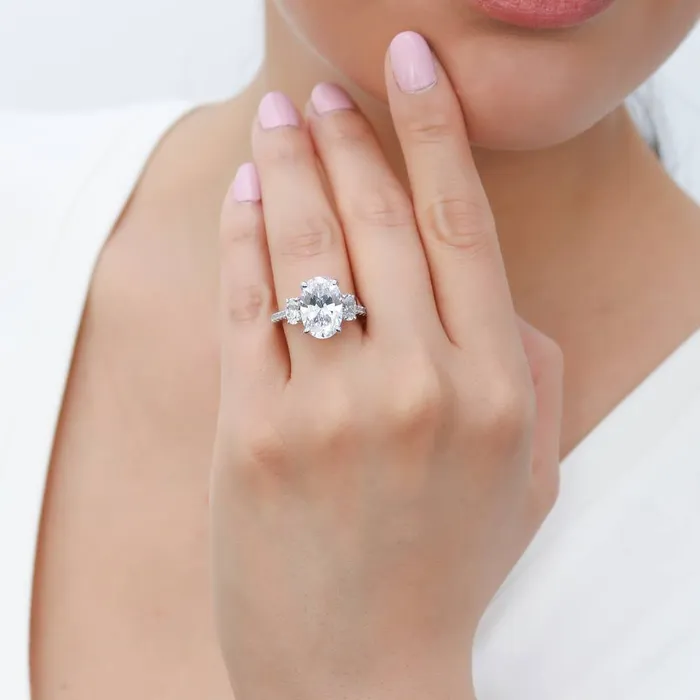 BERRICLE Rings 3Stone 55ct Oval CZ Ring Set in Sterling Silver