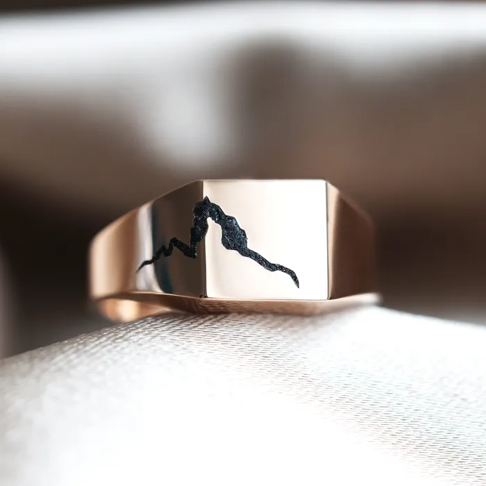 Capucinne Rings Orson cracked signet ring with black inlay Ready to Ship