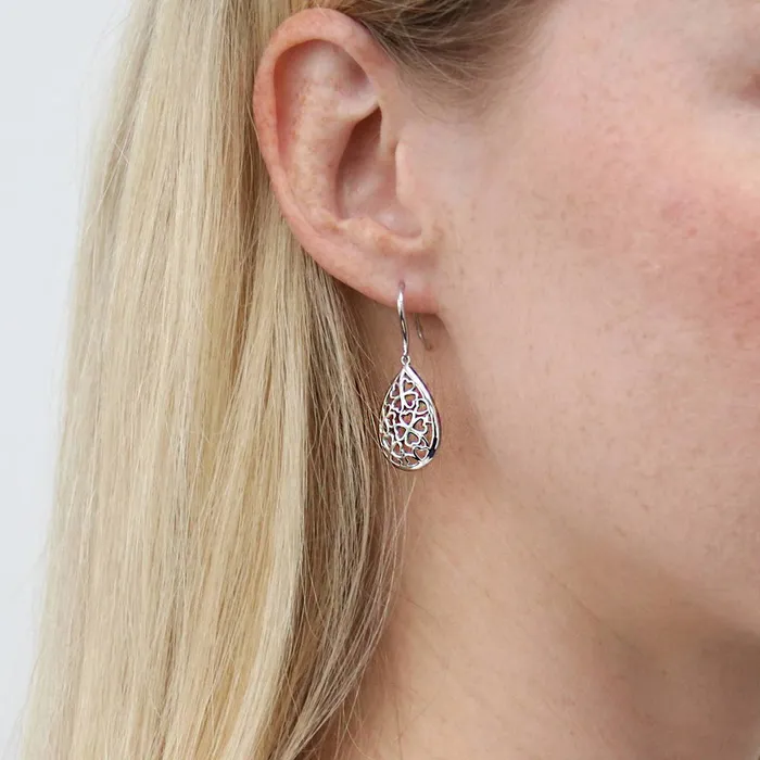 Earrings BERRICLE Clover Teardrop Fish Hook Earrings in Sterling Silver