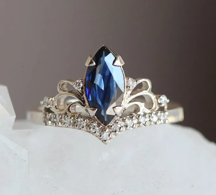 Mariella Blue Sapphire Diamond Ring capucinne Rings