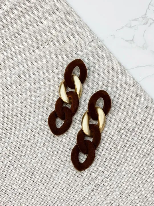 Prep Obsessed RNK Earrings Velvet Chain Link Dangle Earrings Brown