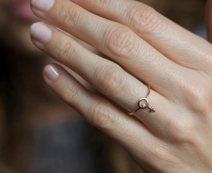 Rings Capucinne Diamond Ring Rose Gold Female Symbol Ring