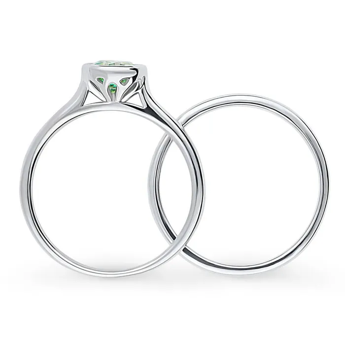 Rings Solitaire 08ct Green Bezel CZ Ring Set in Sterling Silver BERRICLE
