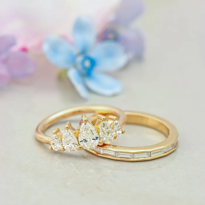 ARTEMER Rings Pear Diamond Engagement Ring with Five Gradient Diamonds ARTEMER Rings Pear Diamond Engagement Ring with Five Gradient Diamonds