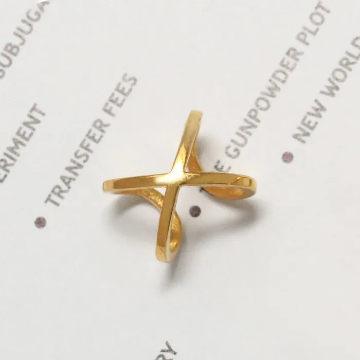 LOULOUROSE Earrings Piper Ear Cuff