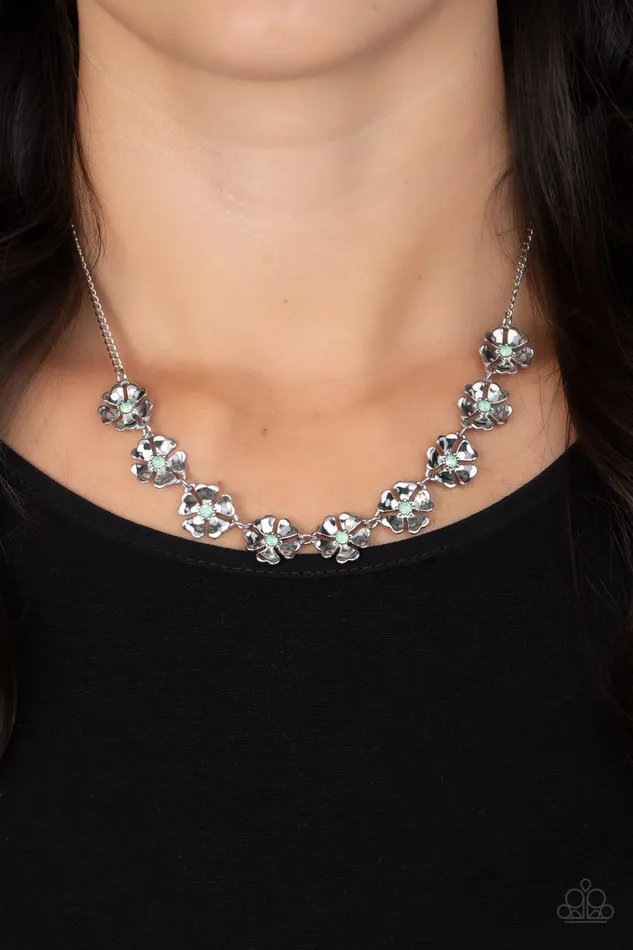 Necklaces All Eyes On U Jewelry Paparazzi Accessories Petunia Palace Green Paparazzi Necklace