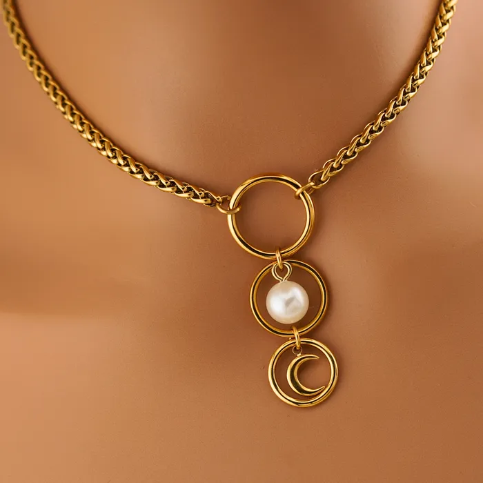 Necklaces Captive Collars Gold Goddess Triple O Ring Pearl and Moon Necklace