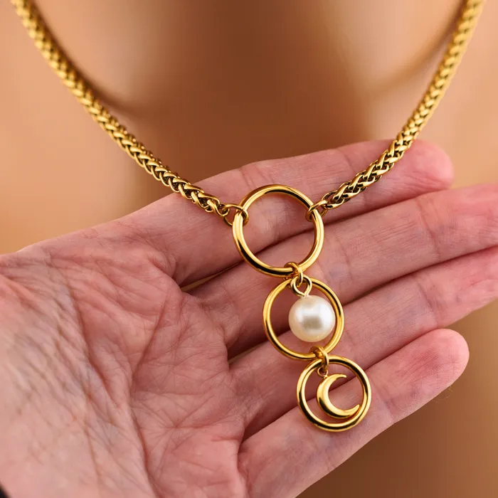 Necklaces Captive Collars Gold Goddess Triple O Ring Pearl and Moon Necklace