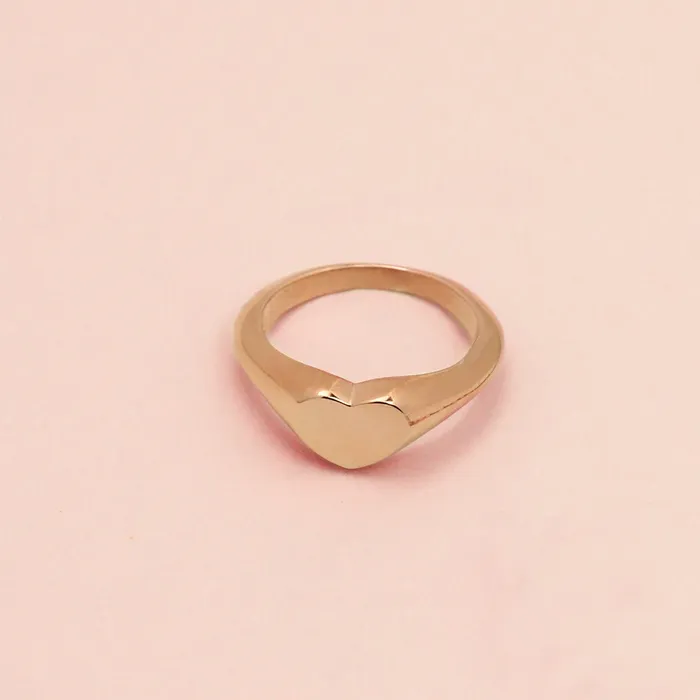 Rings LOULOUROSE Petite Heart Signet Ring