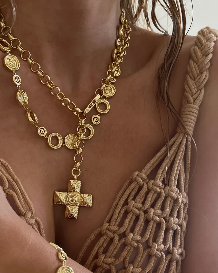 Rosette Coil Link Necklace Gold Luv Aj Necklaces Rosette Coil Link Necklace Gold Luv Aj Necklaces