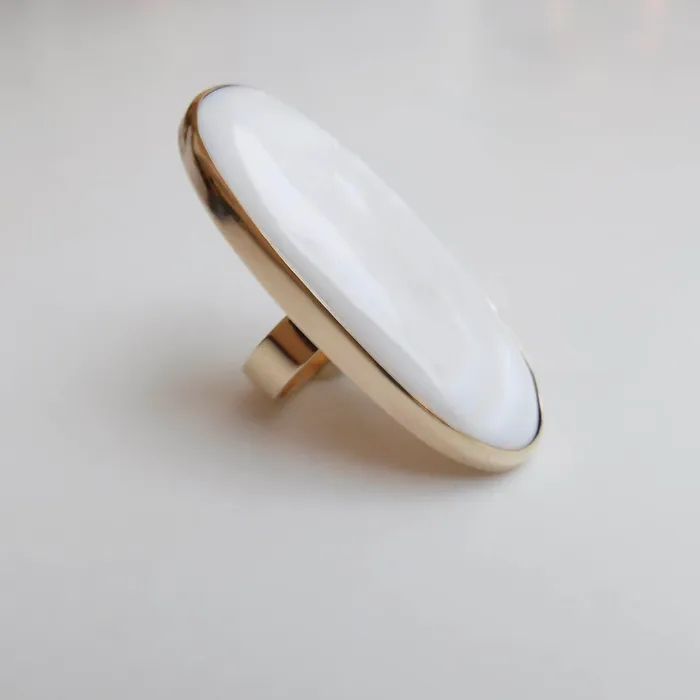 aliceeden Mother of Pearl Large Oval Gemstone Ring Set in 9ct Gold Rings