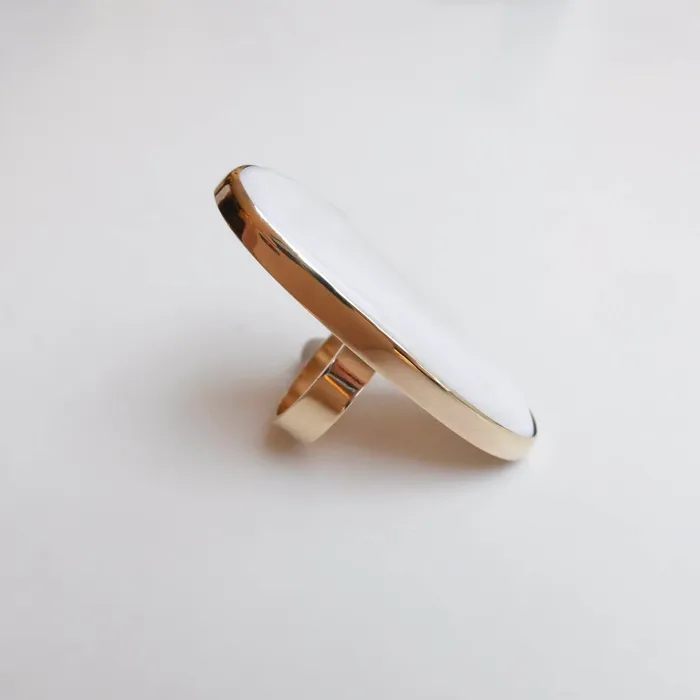 aliceeden Mother of Pearl Large Oval Gemstone Ring Set in 9ct Gold Rings