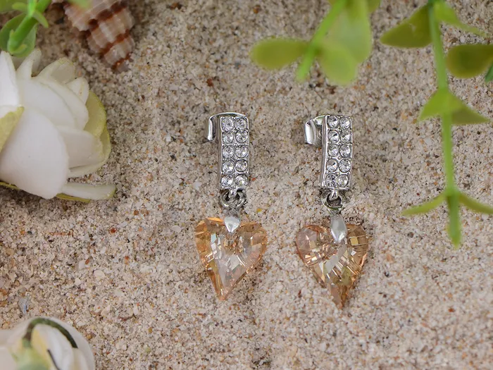 Earrings Swarovski Crystal Element Silver Pointy Heart Spade Gems Dangle Earrings Alilang Earrings Swarovski Crystal Element Silver Pointy Heart Spade Gems Dangle Earrings Alilang