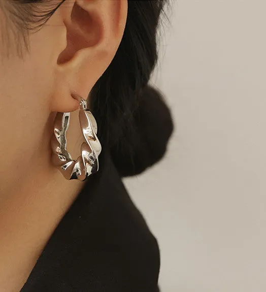 Earrings Twisting Hoop Silver Earrings Refined by AnnaKaci