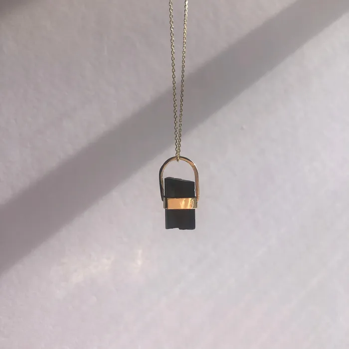 Necklaces aliceeden 9ct Gold Black Tourmaline Gemstone Pendant Necklace Protection