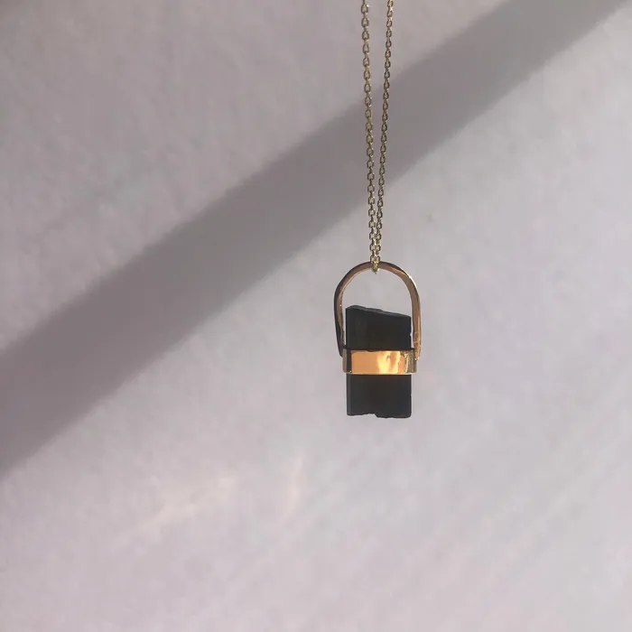 Necklaces aliceeden 9ct Gold Black Tourmaline Gemstone Pendant Necklace Protection