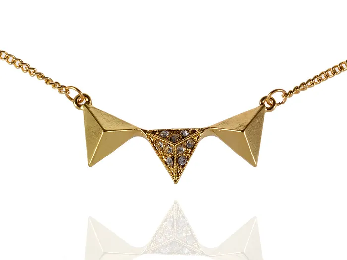 Necklaces Three Linked Pyramid Pendant Necklace Alilang