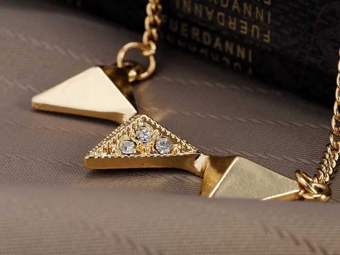 Necklaces Three Linked Pyramid Pendant Necklace Alilang Necklaces Three Linked Pyramid Pendant Necklace Alilang