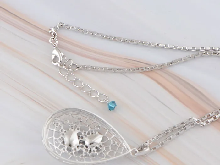 Swarovski Crystal Tear Drop Blue Web Net Pendant Necklace Alilang Necklaces Swarovski Crystal Tear Drop Blue Web Net Pendant Necklace Alilang Necklaces